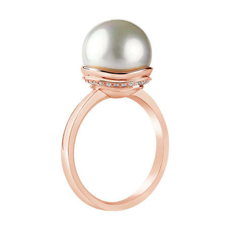 Diamond ring with pearl Pearl